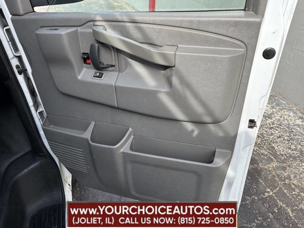 2019 Chevrolet Express Cargo Van RWD 2500 155" - 22794044 - 11