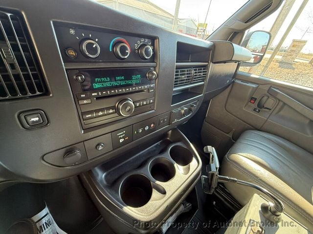 2019 Chevrolet Express Cargo Van RWD 3500 155" - 22974965 - 14