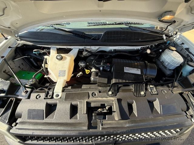 2019 Chevrolet Express Cargo Van RWD 3500 155" - 22974965 - 24