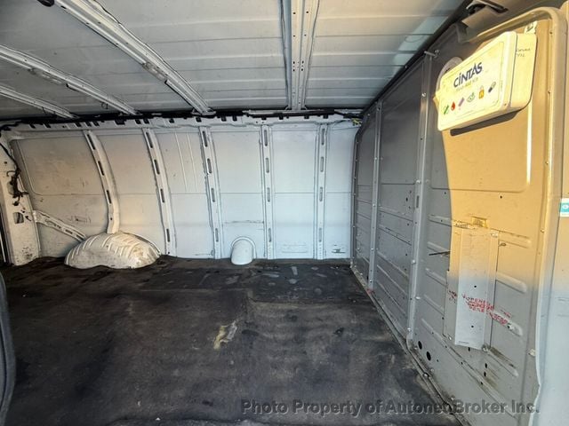 2019 Chevrolet Express Cargo Van RWD 3500 155" - 22976795 - 18