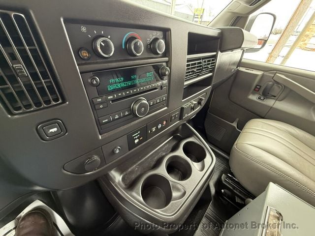 2019 Chevrolet Express Cargo Van RWD 3500 155" - 22979690 - 15