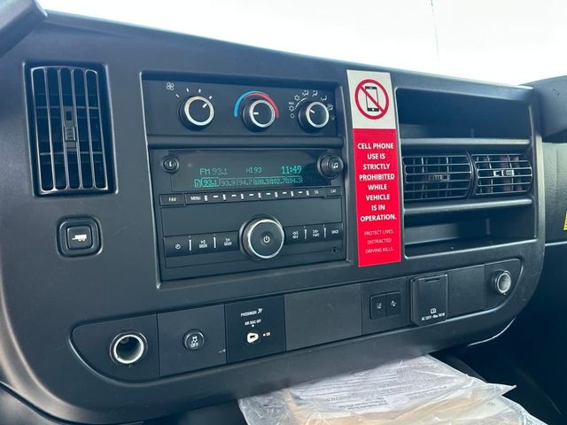 2019 Chevrolet Express Commercial Cutaway 3500 Van 139" - 22906779 - 14