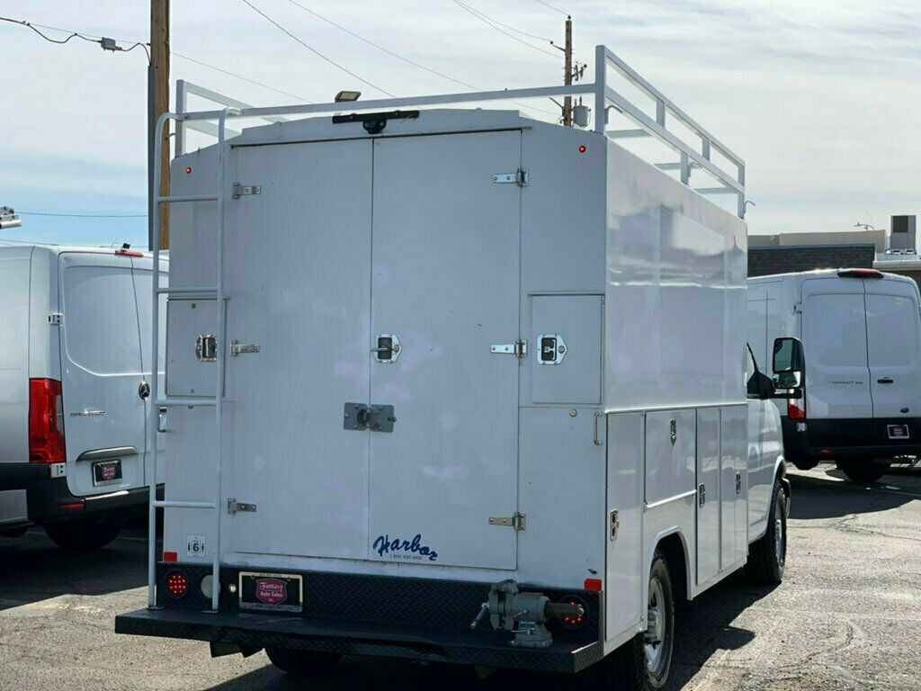 2019 Chevrolet Express Commercial Cutaway 3500 Van 139" - 22984704 - 22