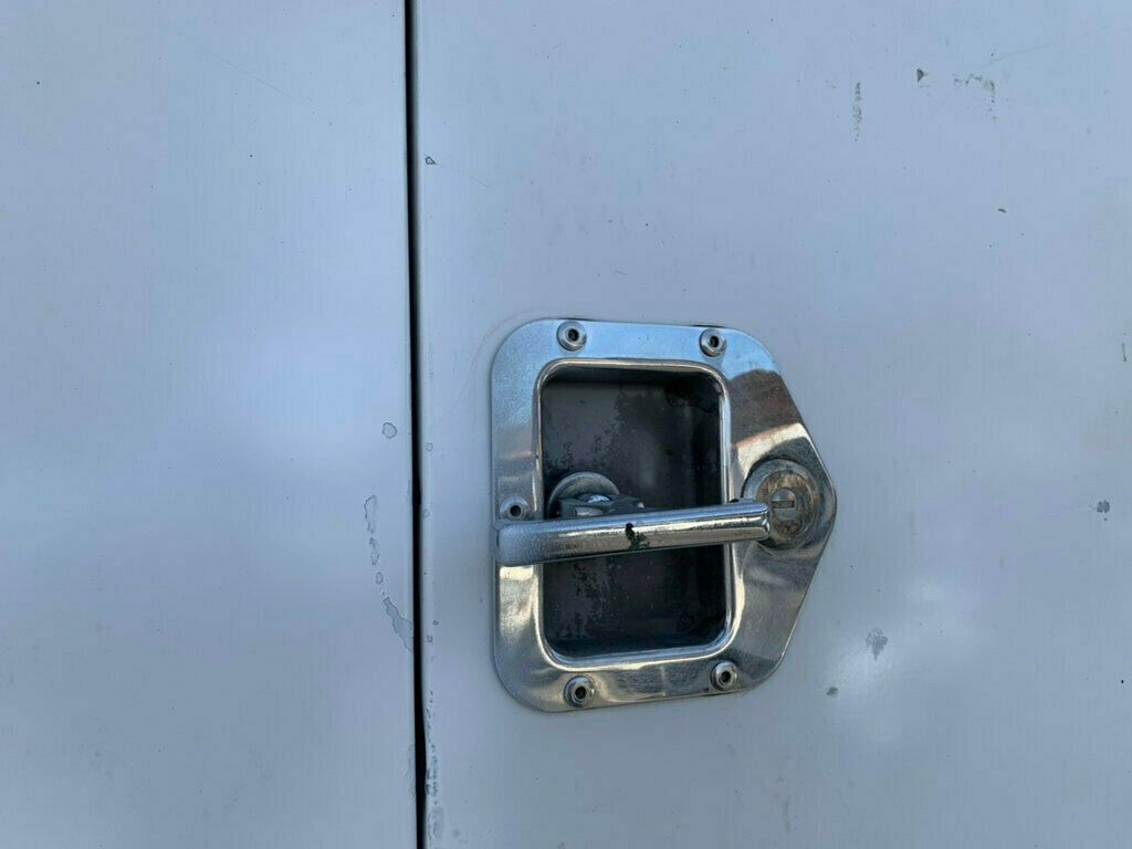 2019 Chevrolet Express Commercial Cutaway 3500 Van 139" - 22984704 - 24