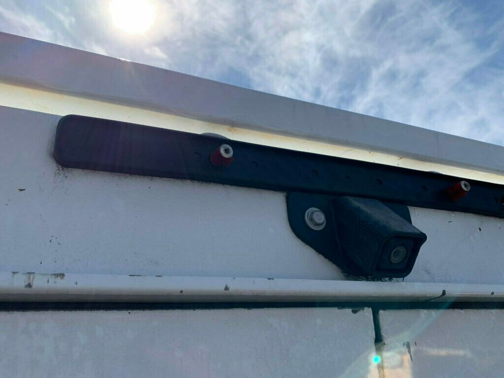 2019 Chevrolet Express Commercial Cutaway 3500 Van 139" - 22984704 - 28