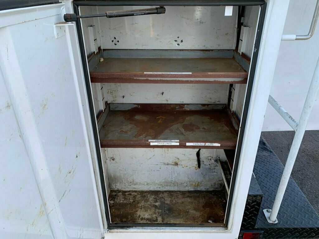 2019 Chevrolet Express Commercial Cutaway 3500 Van 139" - 22984704 - 29