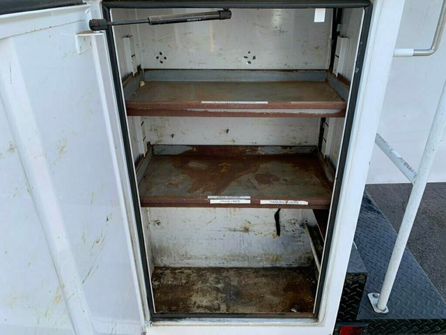 2019 Chevrolet Express Commercial Cutaway 3500 Van 139" - 22984704 - 29