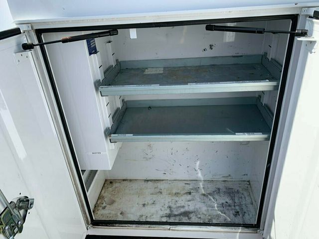 2019 Chevrolet Express Commercial Cutaway 3500 Van 139" - 22984704 - 32