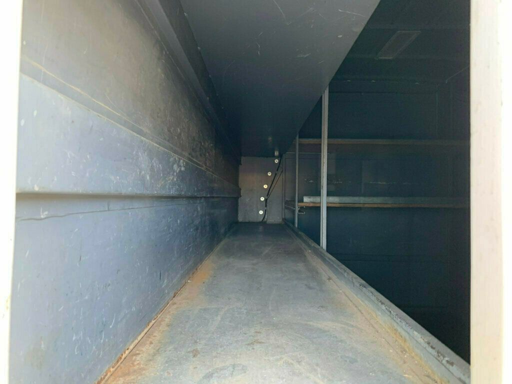 2019 Chevrolet Express Commercial Cutaway 3500 Van 139" - 22984704 - 35