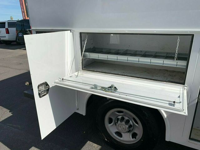 2019 Chevrolet Express Commercial Cutaway 3500 Van 139" - 22984704 - 39