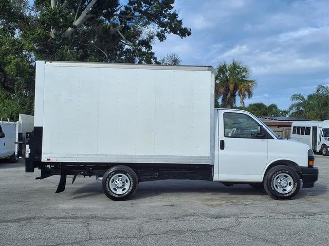 2019 Chevrolet Express Commercial Cutaway 3500 Van 139" - 22942316 - 2