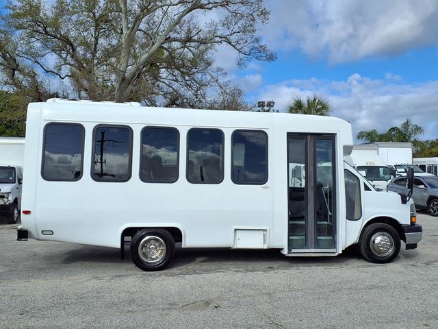 2019 Chevrolet Express Commercial Cutaway 3500 Van 159" - 22984695 - 2