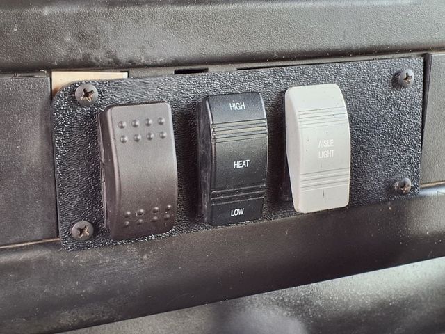 2019 Chevrolet Express Commercial Cutaway 3500 Van 159" - 22984695 - 32