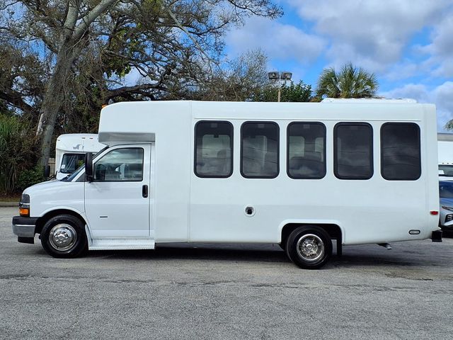 2019 Chevrolet Express Commercial Cutaway 3500 Van 159" - 22984695 - 6