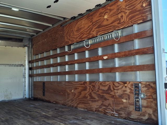 2019 Chevrolet Express Commercial Cutaway 3500 Van 177" - 23090833 - 19