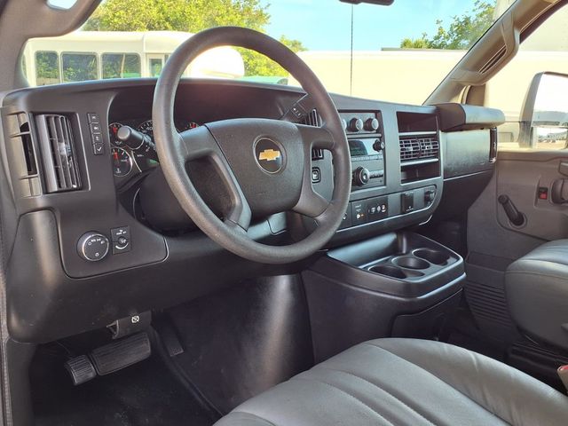 2019 Chevrolet Express Commercial Cutaway 3500 Van 177" - 23090833 - 8