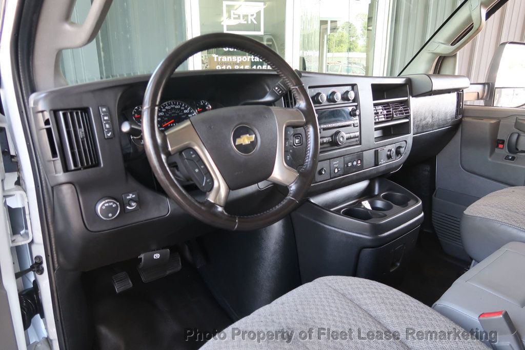 2019 Chevrolet Express Commercial Cutaway Express 3500 12' Hi Cube DRW - 23018151 - 9