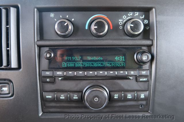 2019 Chevrolet Express Commercial Cutaway Express 3500 12' Hi Cube DRW - 23018151 - 25