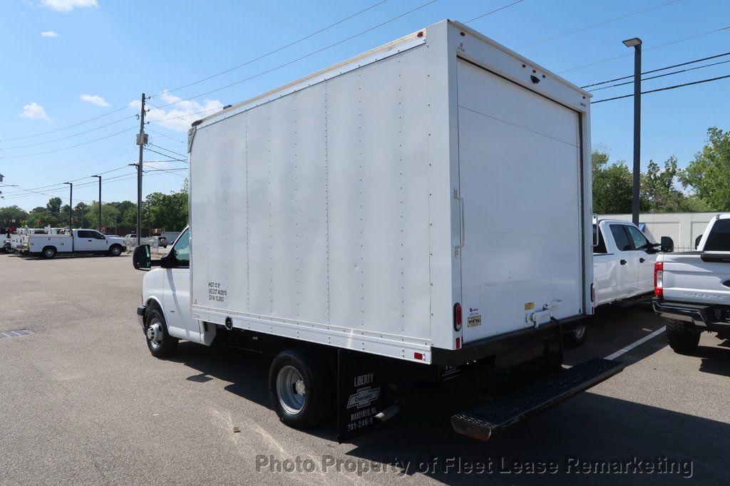 2019 Chevrolet Express Commercial Cutaway Express 3500 12' Hi Cube DRW - 23018151 - 2