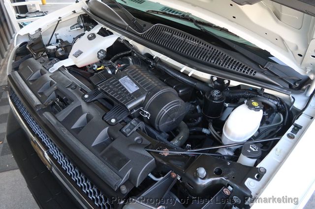 2019 Chevrolet Express Commercial Cutaway Express 3500 12' Hi Cube DRW - 23018151 - 36