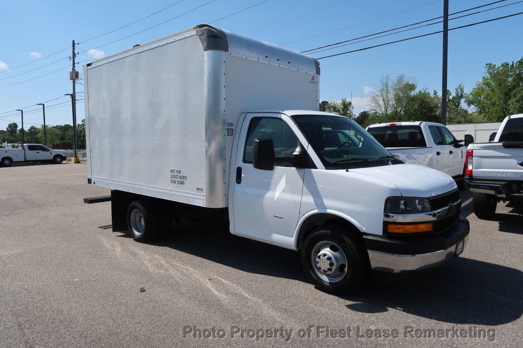2019 Chevrolet Express Commercial Cutaway Express 3500 12' Hi Cube DRW - 23018151 - 6
