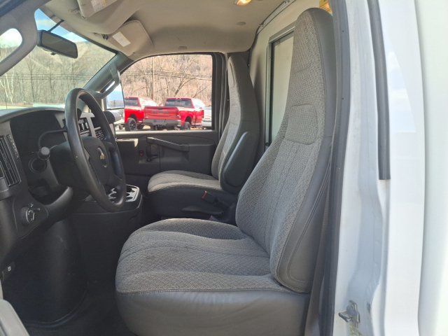 2019 Chevrolet Express Cutaway Work Van - 23096037 - 10