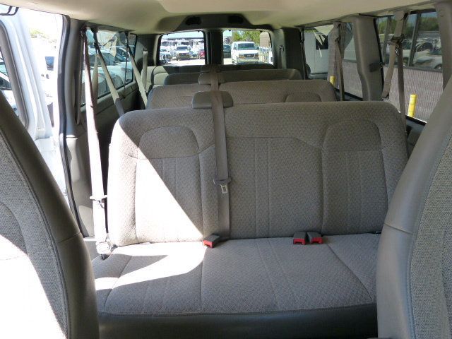 2019 Chevrolet Express Passenger 6.0L V8 GAS*3500*LT*155" WB*15 PASSENGER*HARD TO FIND!! - 23000339 - 17