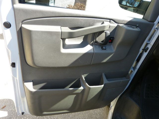 2019 Chevrolet Express Passenger 6.0L V8 GAS*3500*LT*155" WB*15 PASSENGER*HARD TO FIND!! - 23000339 - 30