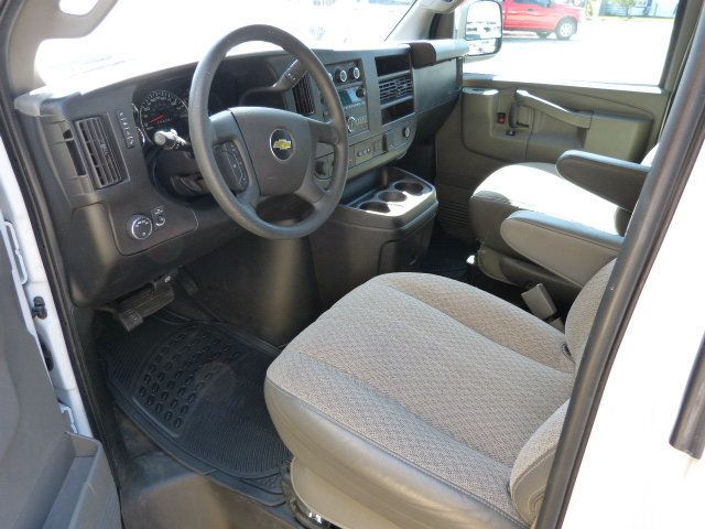 2019 Chevrolet Express Passenger 6.0L V8 GAS*3500*LT*155" WB*15 PASSENGER*HARD TO FIND!! - 23000339 - 32