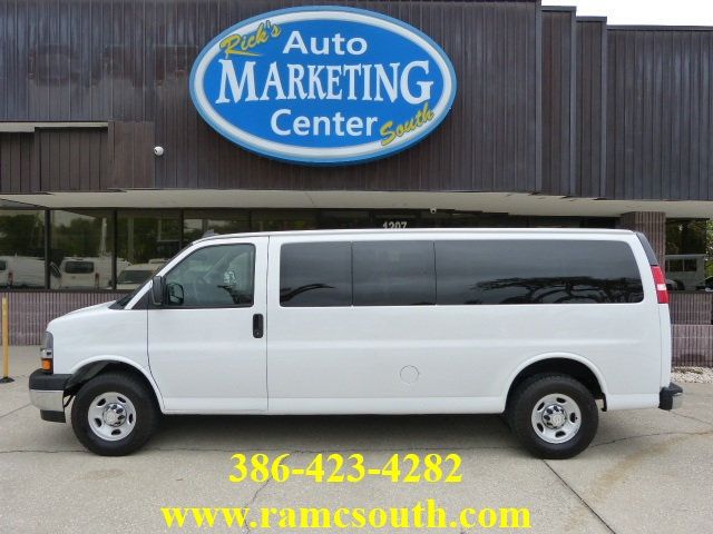 2019 Chevrolet Express Passenger 6.0L V8 GAS*3500*LT*155" WB*15 PASSENGER*HARD TO FIND!! - 23009561 | Video 1