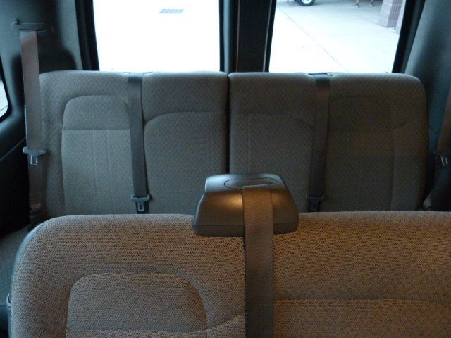 2019 Chevrolet Express Passenger 6.0L V8 GAS*3500*LT*155" WB*15 PASSENGER*HARD TO FIND!! - 23009561 - 17