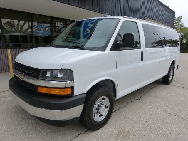 2019 Chevrolet Express Passenger 6.0L V8 GAS*3500*LT*155" WB*15 PASSENGER*HARD TO FIND!! - 23009561 - 1