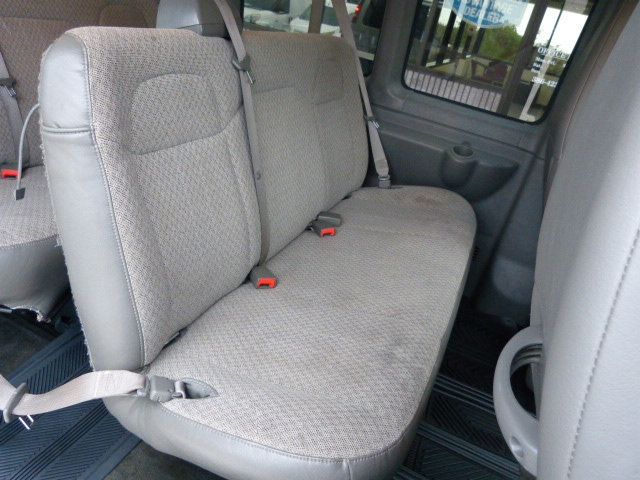2019 Chevrolet Express Passenger 6.0L V8 GAS*3500*LT*155" WB*15 PASSENGER*HARD TO FIND!! - 23009561 - 22