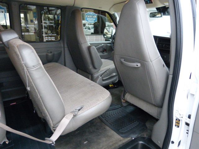 2019 Chevrolet Express Passenger 6.0L V8 GAS*3500*LT*155" WB*15 PASSENGER*HARD TO FIND!! - 23009561 - 23
