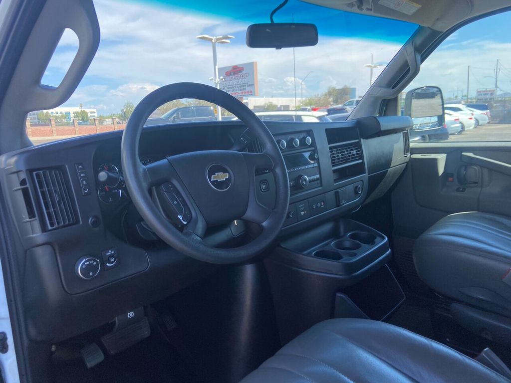 2019 Chevrolet Express Passenger RWD 3500 135" LS - 22066383 - 11