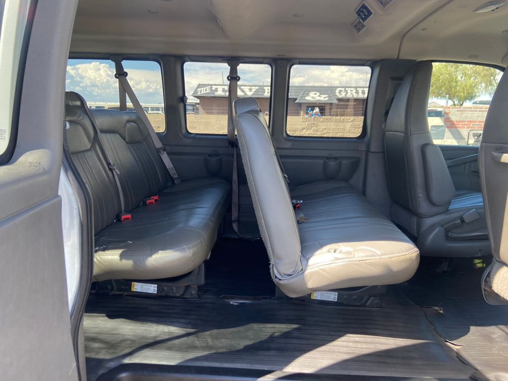 2019 Chevrolet Express Passenger RWD 3500 135" LS - 22066383 - 14