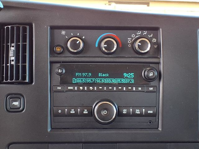 2019 Chevrolet Express Passenger RWD 3500 155" LT - 22911587 - 11