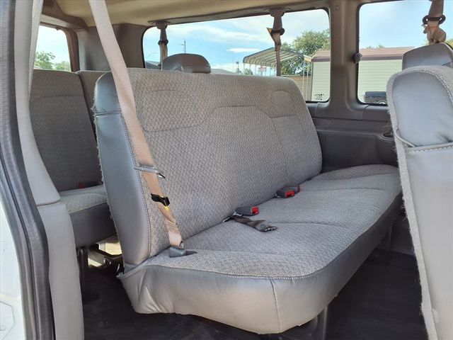 2019 Chevrolet Express Passenger RWD 3500 155" LT - 22911587 - 19