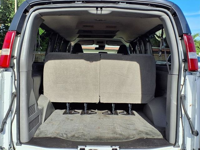 2019 Chevrolet Express Passenger RWD 3500 155" LT - 22911587 - 21