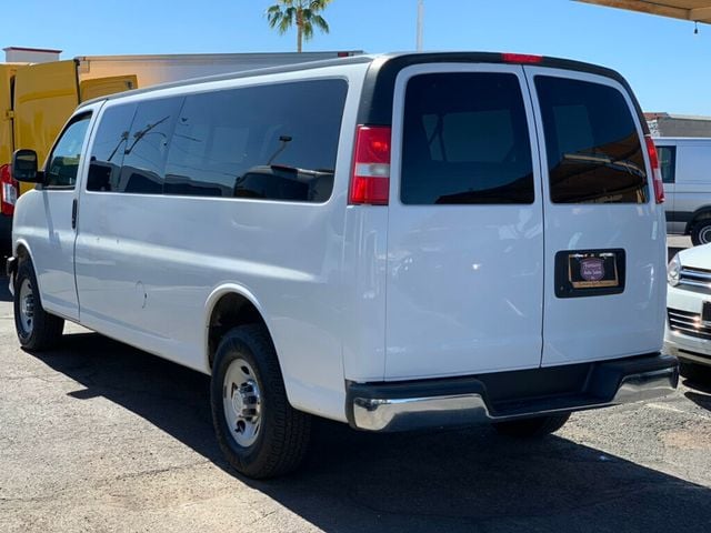 2019 Chevrolet Express Passenger RWD 3500 155" LT 15 Passenger - 22932934 - 26