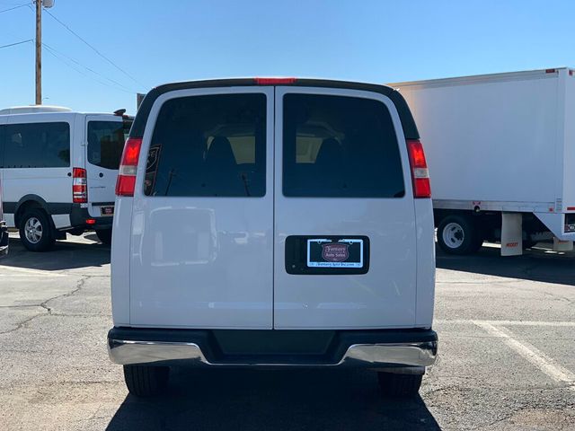 2019 Chevrolet Express Passenger RWD 3500 155" LT 15 Passenger - 22932934 - 27