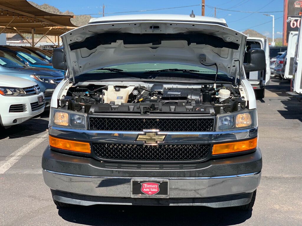 2019 Chevrolet Express Passenger RWD 3500 155" LT 15 Passenger - 22932934 - 44