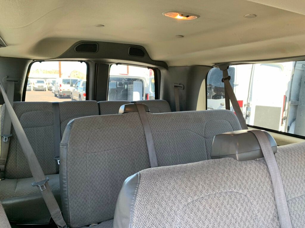 2019 Chevrolet Express Passenger RWD 3500 155" LT 15 Passenger - 22932934 - 6
