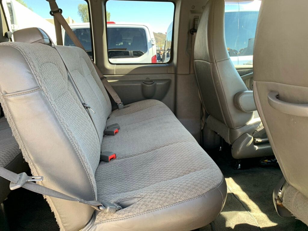 2019 Chevrolet Express Passenger RWD 3500 155" LT 15 Passenger - 22932934 - 7