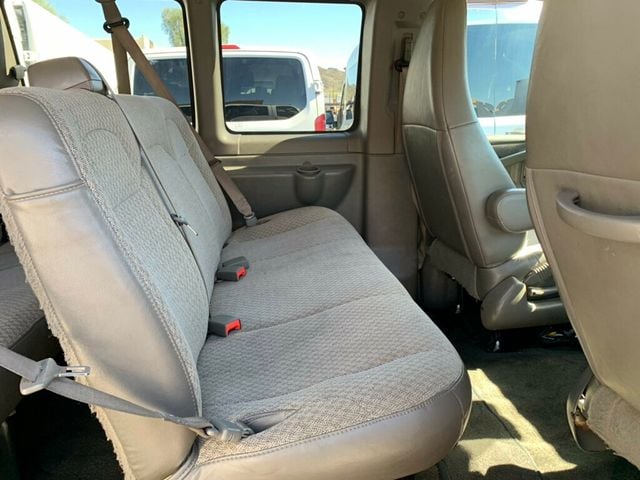 2019 Chevrolet Express Passenger RWD 3500 155" LT 15 Passenger - 22932934 - 7
