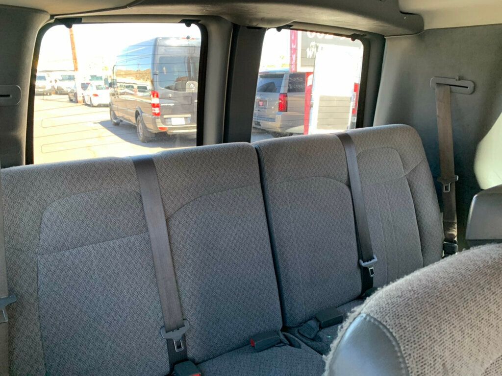 2019 Chevrolet Express Passenger RWD 3500 155" LT 15 PASSENGER - 22934291 - 9