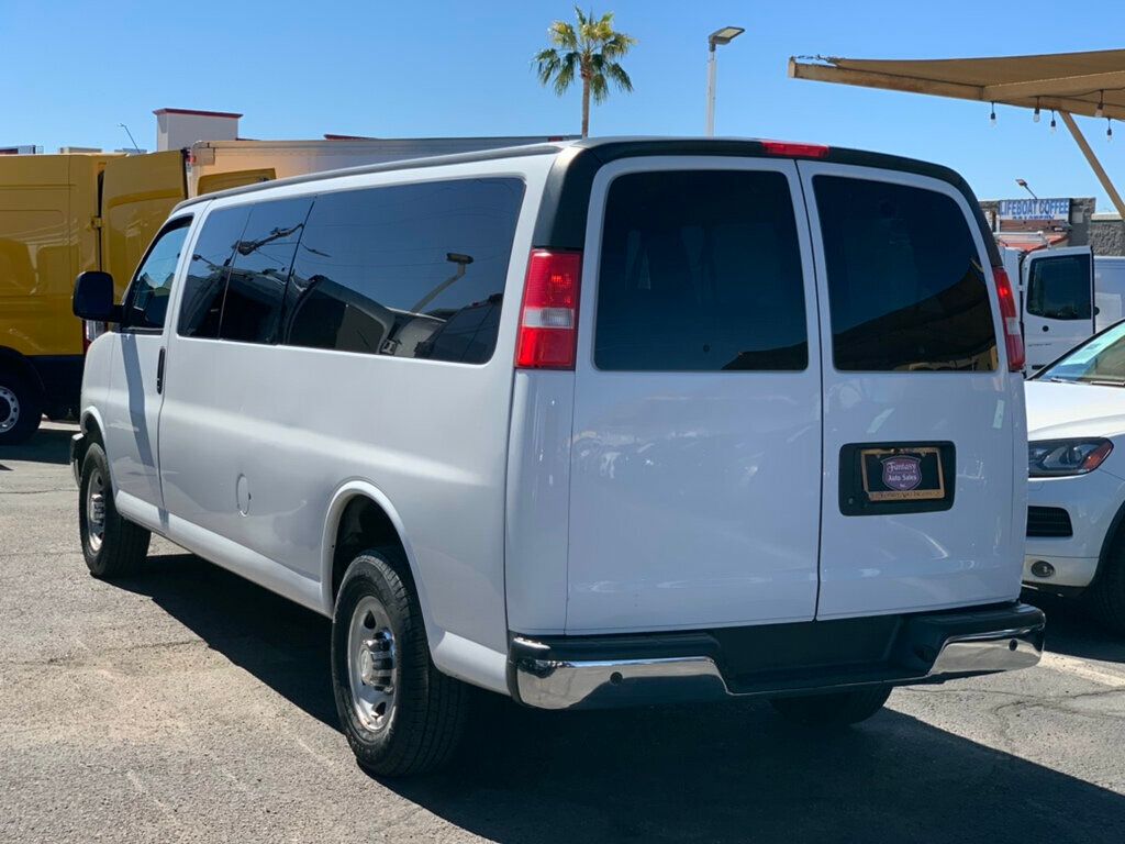 2019 Chevrolet Express Passenger RWD 3500 155" LT 15 PASSENGER - 22934291 - 16