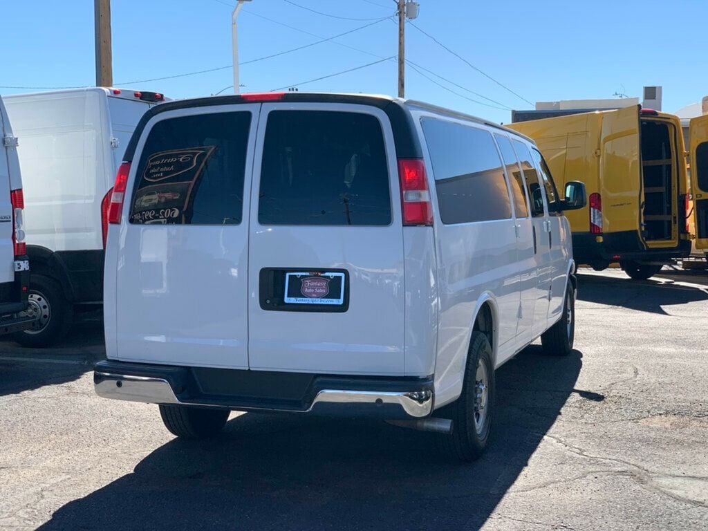 2019 Chevrolet Express Passenger RWD 3500 155" LT 15 PASSENGER - 22934291 - 18