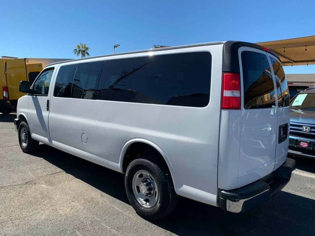 2019 Chevrolet Express Passenger RWD 3500 155" LT 15 PASSENGER - 22934291 - 1
