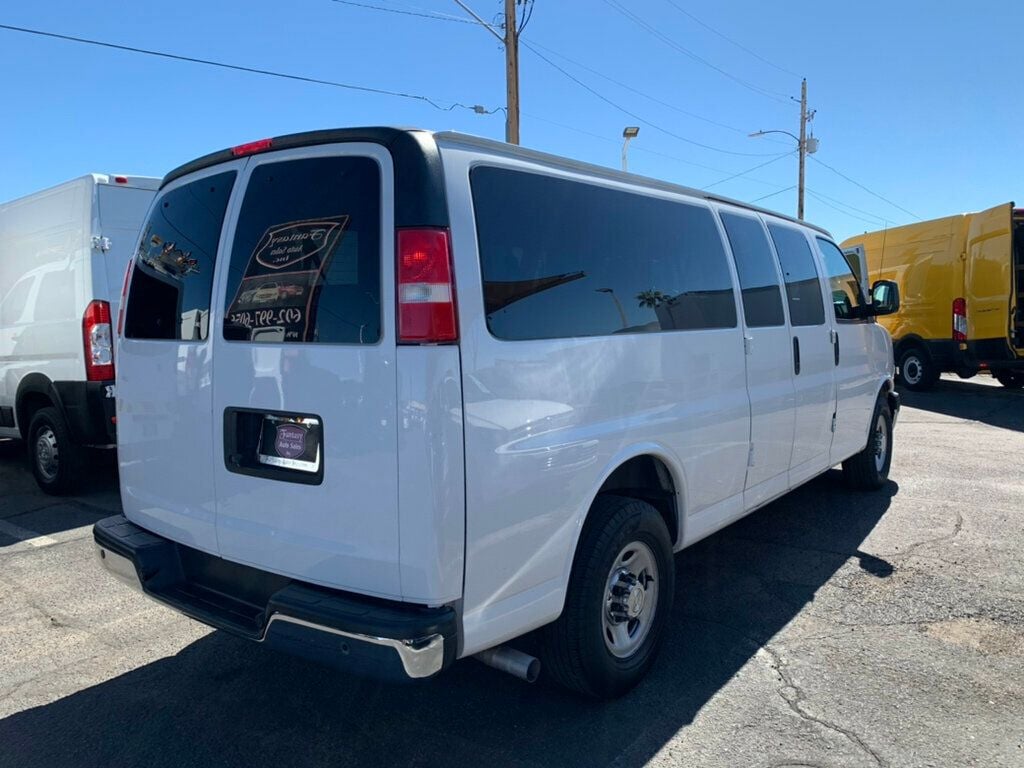 2019 Chevrolet Express Passenger RWD 3500 155" LT 15 PASSENGER - 22934291 - 19